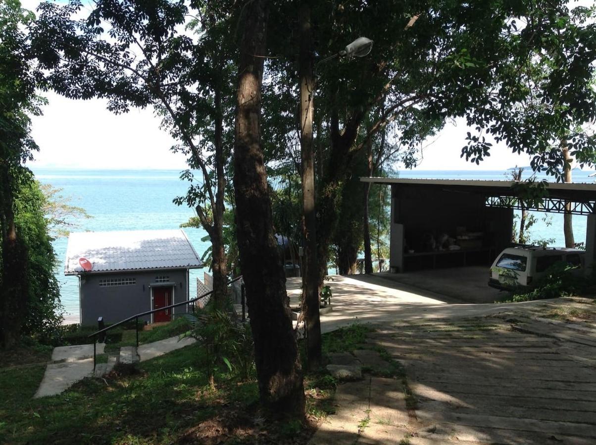Koh Sirey Beachfront Pool Villa Phuket Ngoại thất bức ảnh