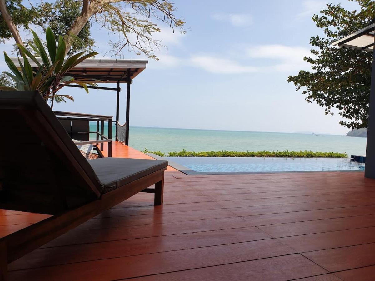 Koh Sirey Beachfront Pool Villa Phuket Ngoại thất bức ảnh