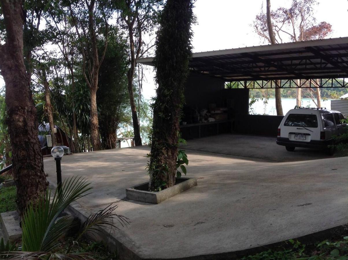 Koh Sirey Beachfront Pool Villa Phuket Ngoại thất bức ảnh